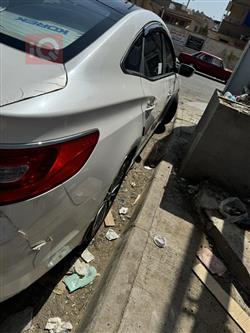 هیوندای ازێرا
